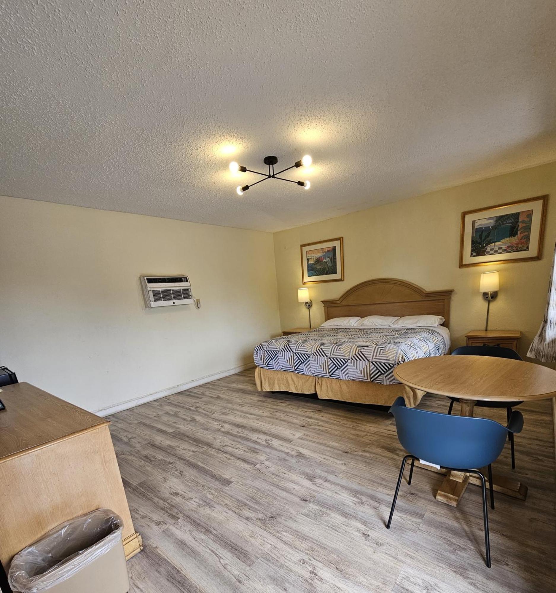 Rodeway Inn Fort Pierce Us Highway 1 Екстериор снимка