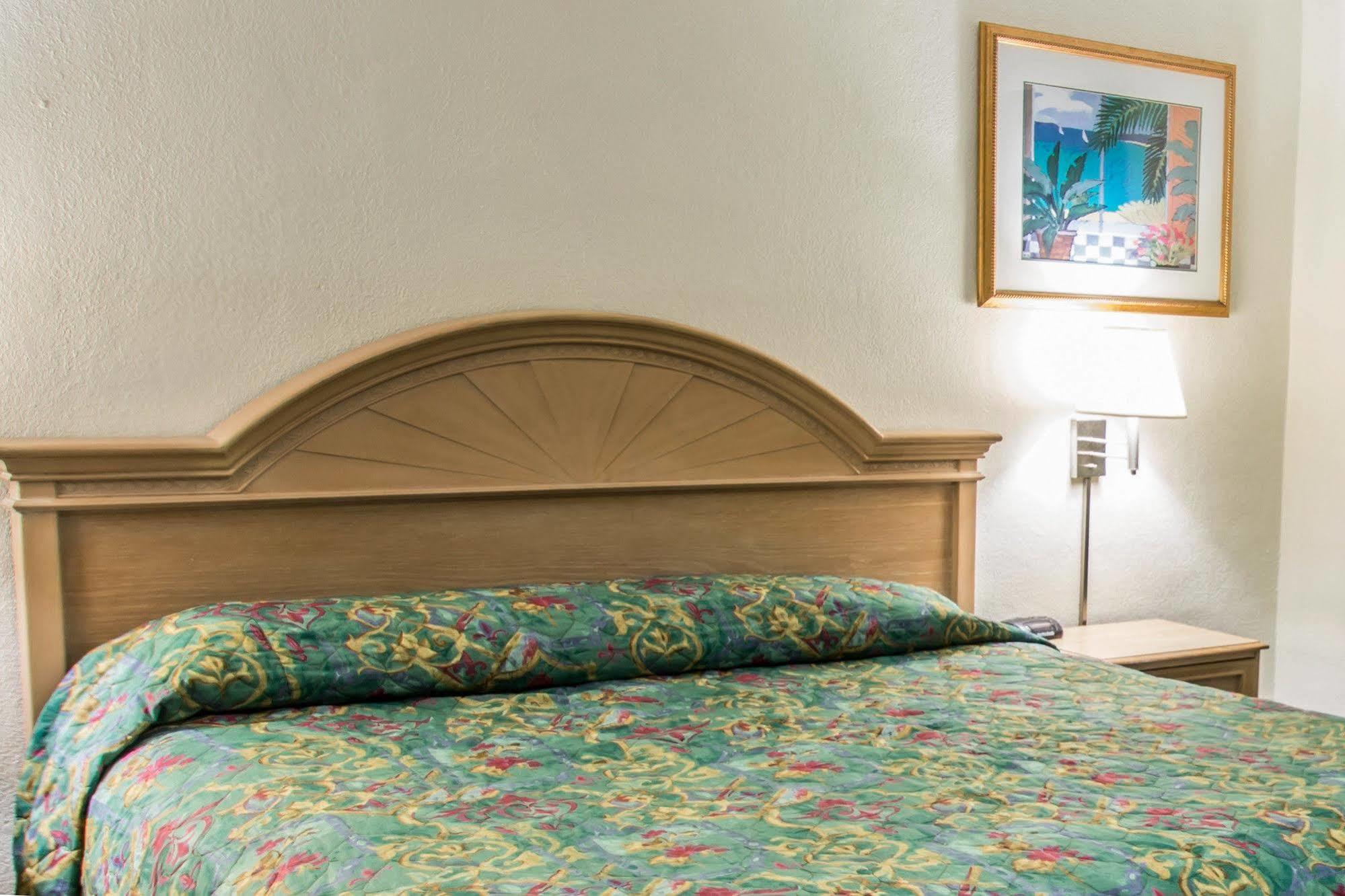 Rodeway Inn Fort Pierce Us Highway 1 Екстериор снимка